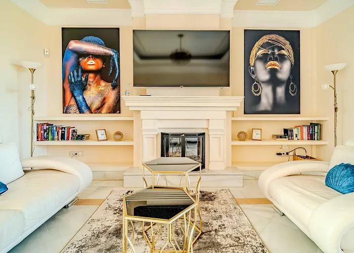 Picasso Villa *